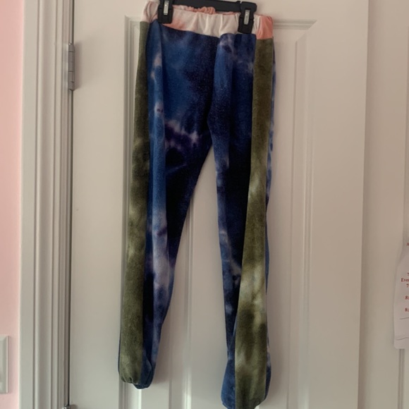 Matching Joggers and Hoodie - Picture 3 of 3